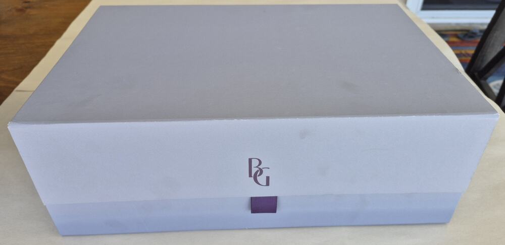 Authentic Purple Bergdorf Goodman Giftbox 14.5 X 9.5 X 5